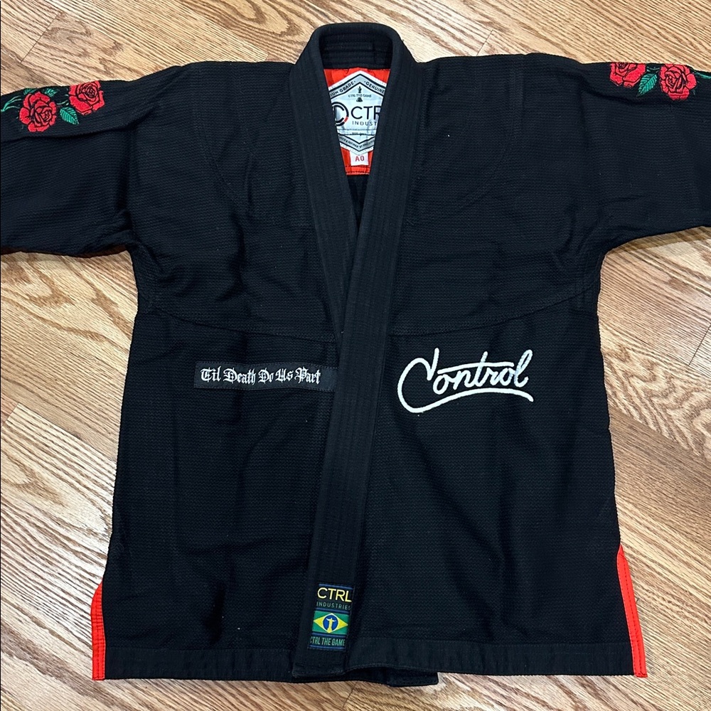 CTRL Industries Forever Yours Limited Edition/ Black/ Unisex/ A0